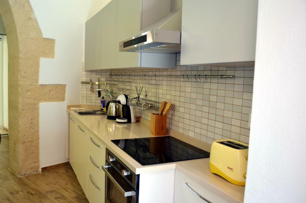 דירות סירקוזה Casa Fuitina מראה חיצוני תמונה